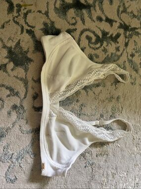Soft Ribbed Lace-Trim Bralette in Cream